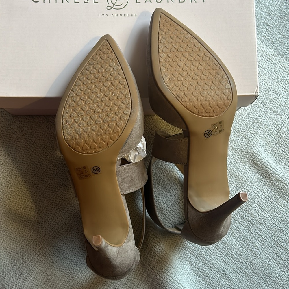 NWT Chinese Laundry Racquel Pumps - Picture 3 of 8